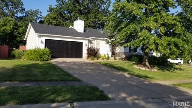 Property Photo: 814 Molloy Drive MO 63366