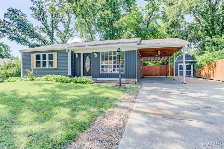 Property Photo:  2905 Maldon Lane  MO 63301 