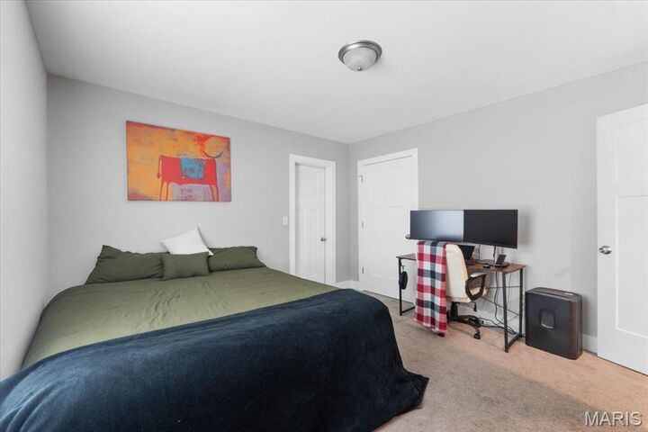 Property Photo: 3158 Nebraska Avenue MO 63118