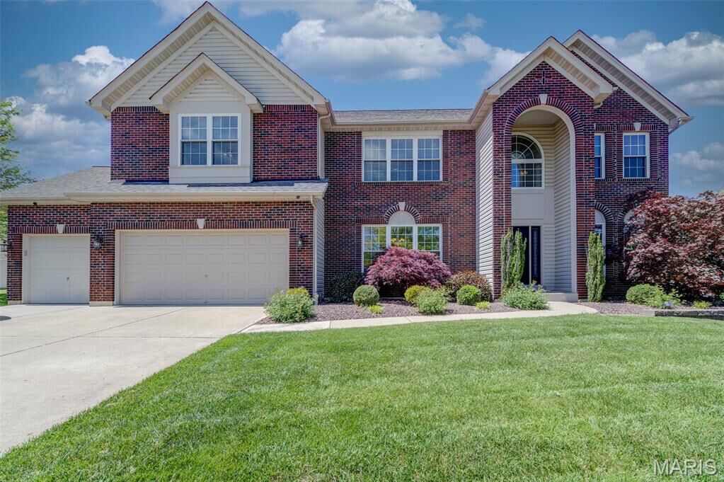 Property Photo:  1024 Brook Mont Drive  MO 63366 