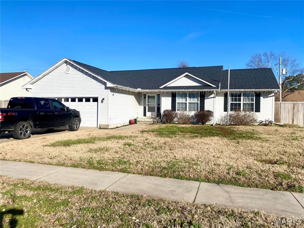 Property Photo:  914 Pine Street  MO 63801 