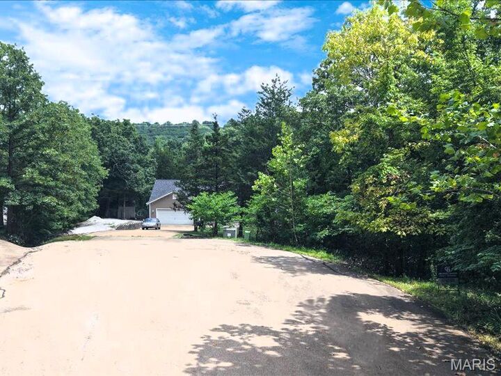 Property Photo: 12790 Carla Lane MO 63028