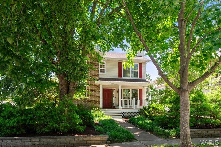 Property Photo: 7300 Shaftesbury Avenue MO 63130