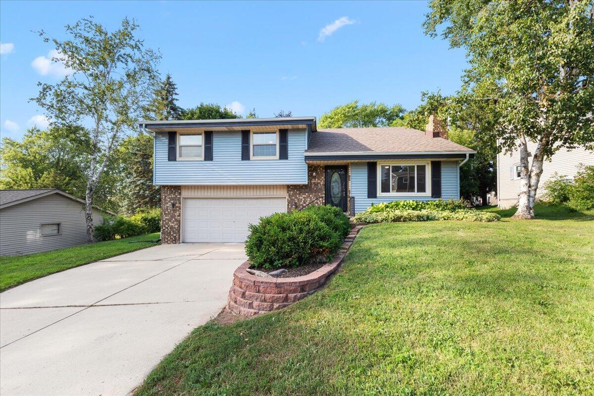 Property Photo: 1508 Jefferson St WI 53090