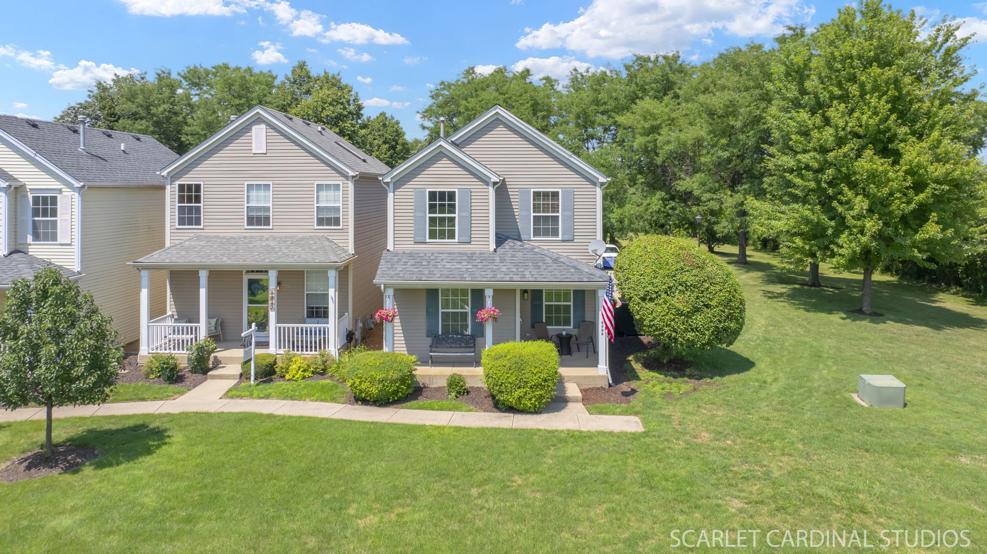 Property Photo: 2328 Woodhill Court IL 60586