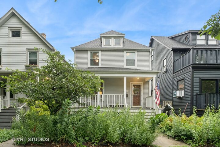 1741 W Carmen Avenue  Chicago IL 60640 photo