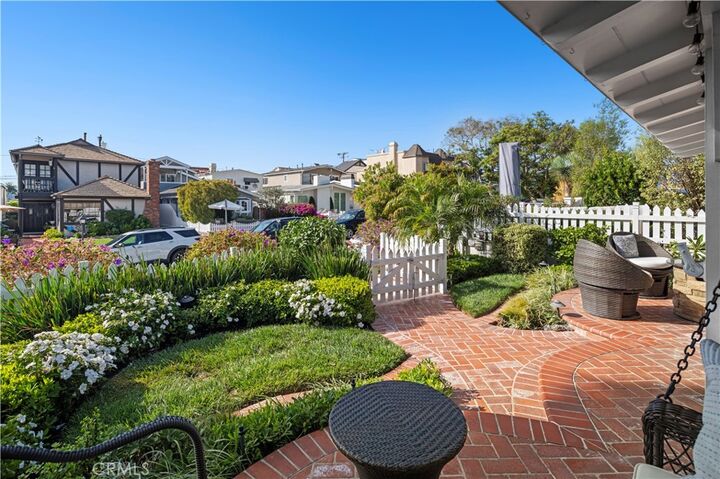 Property Photo: 708 Orchid Avenue CA 92625