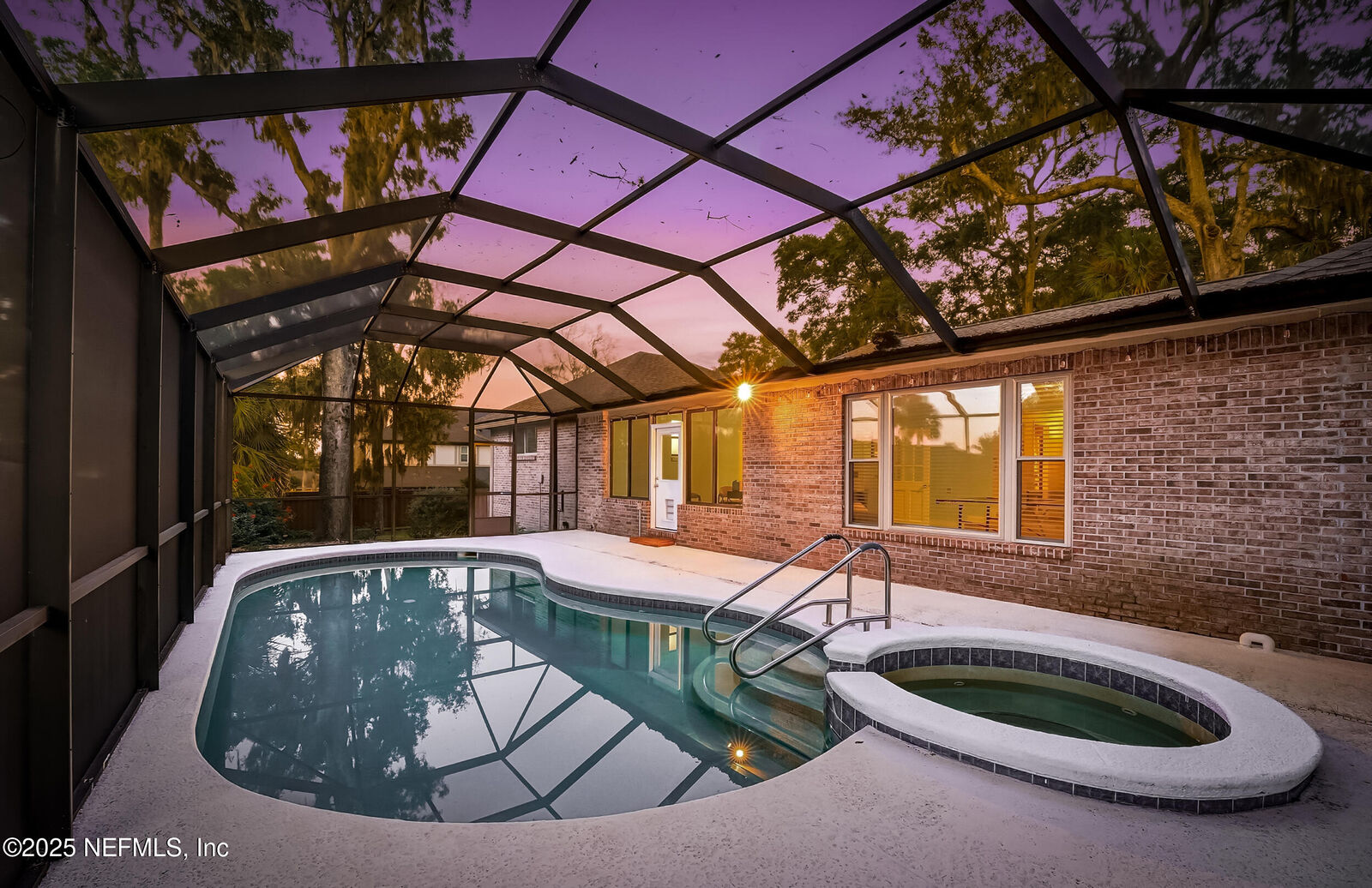 Property Photo: 4952 White Bluff Drive FL 32225