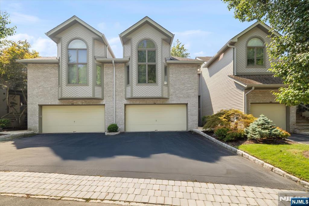844 Hemlock Court T169  Norwood NJ 07648 photo
