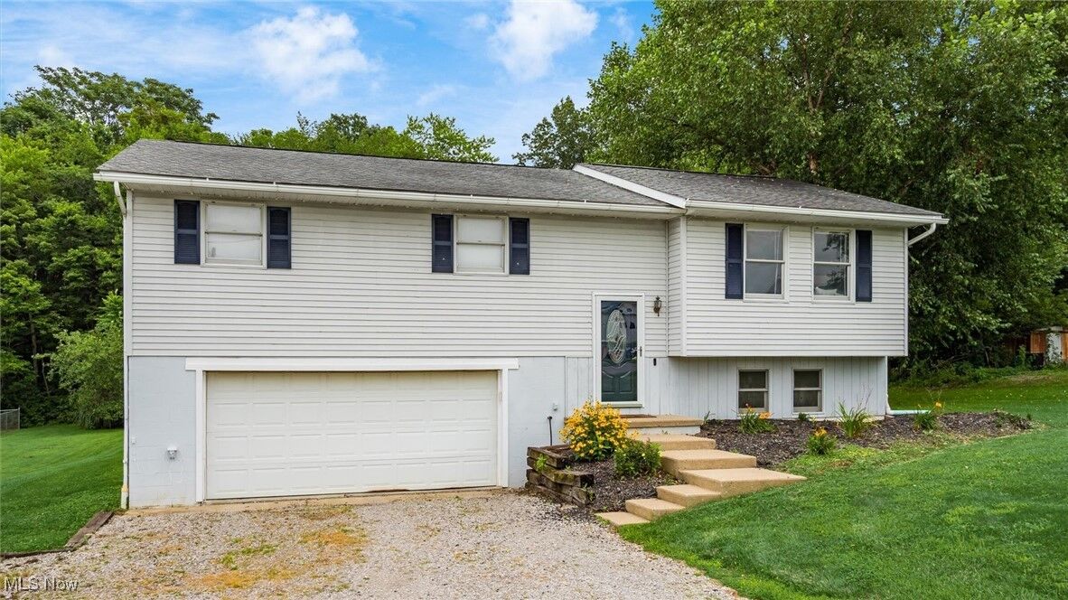 Property Photo:  495 Louise Drive  OH 43701 