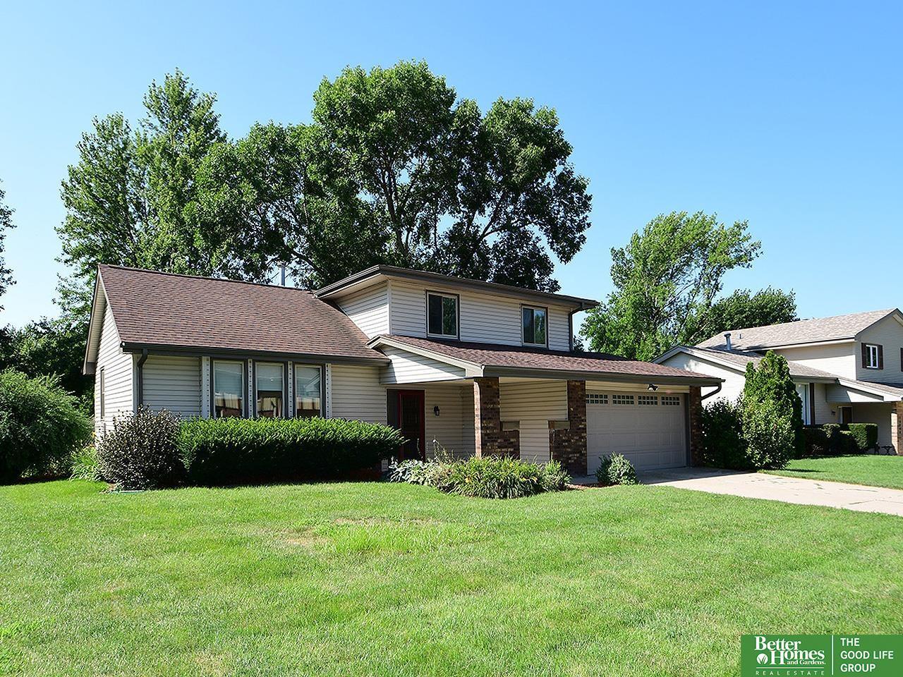 Property Photo: 15323 Blackwell Drive NE 68137