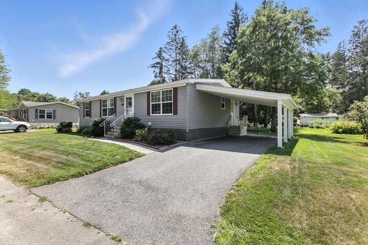 Property Photo:  9 Riverview Circle  MA 01010