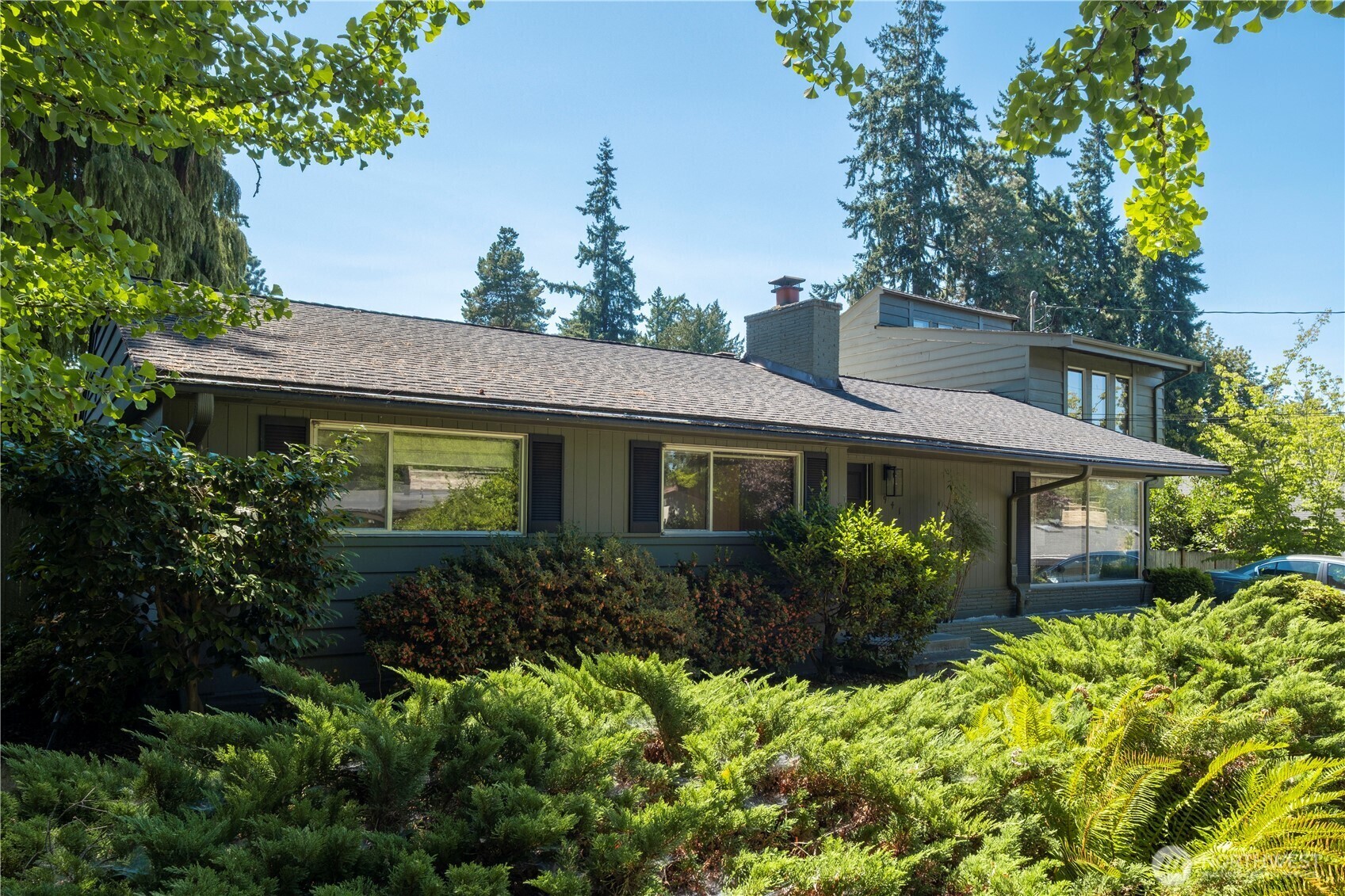 Property Photo: 941 20th Place W WA 98033