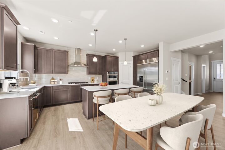 Property Photo: 13549 NE 104th Way 48 WA 98033