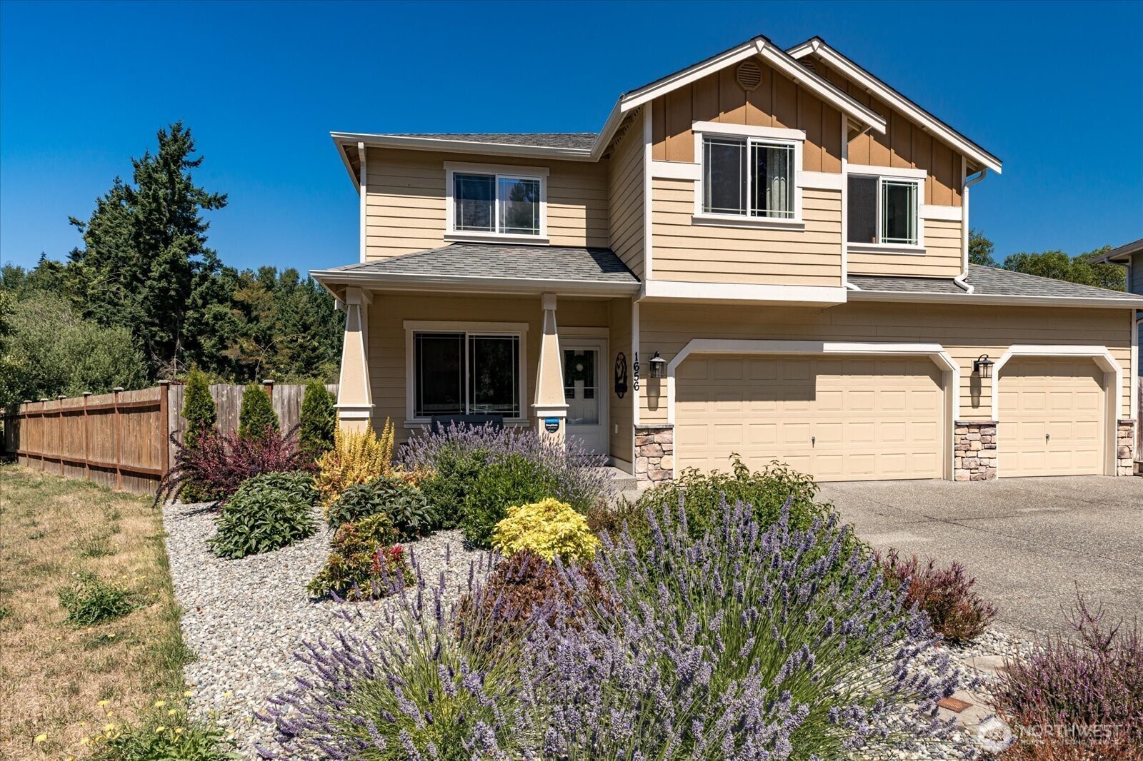 Property Photo: 1656 SW 24th Ave WA 98277