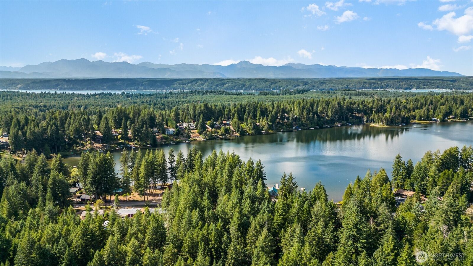Property Photo: 2181 E Trails End Drive WA 98528