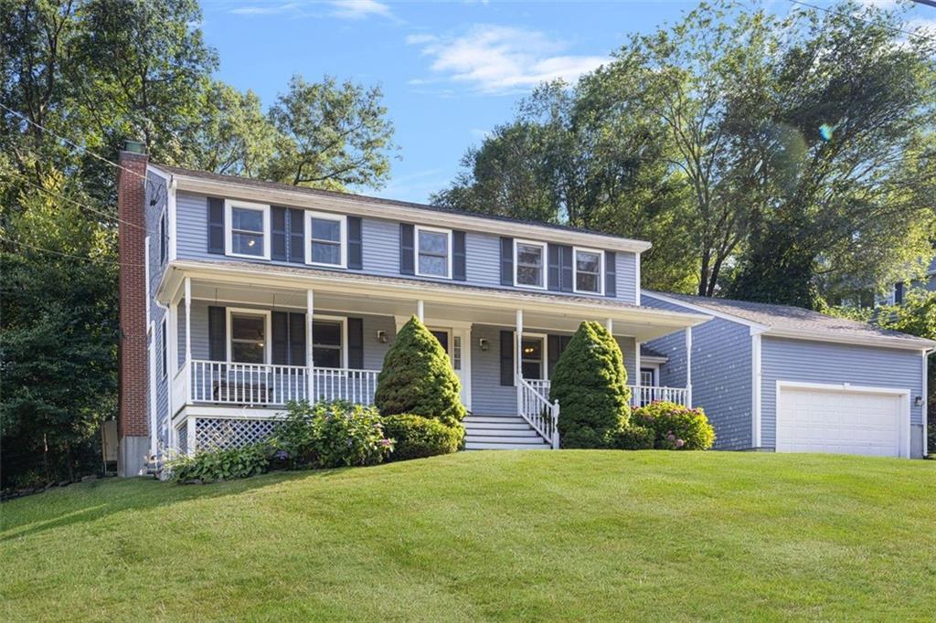 Property Photo:  7 Crestwood Lane  RI 02865 