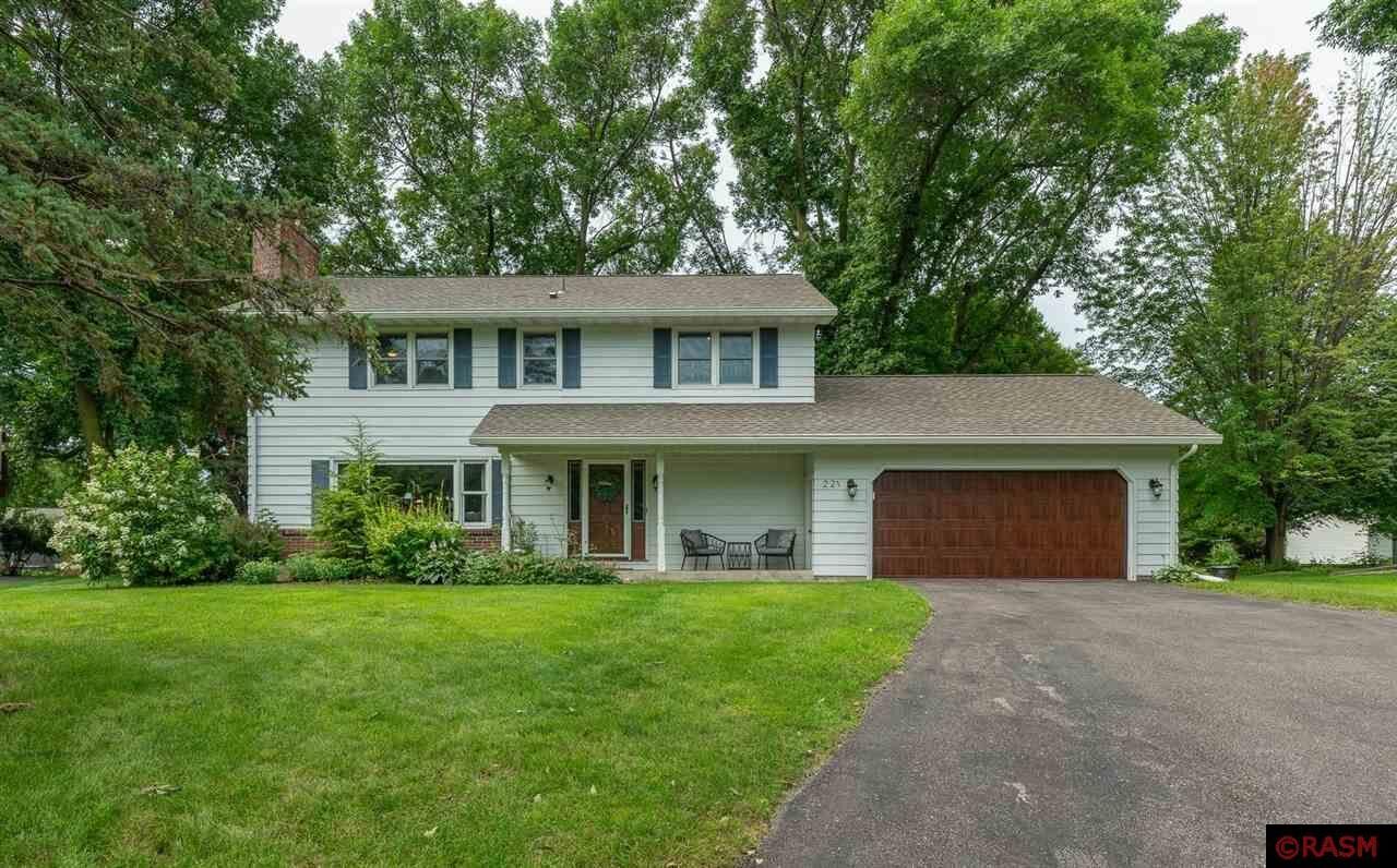 Property Photo: 221 Crestwood Drive MN 56003