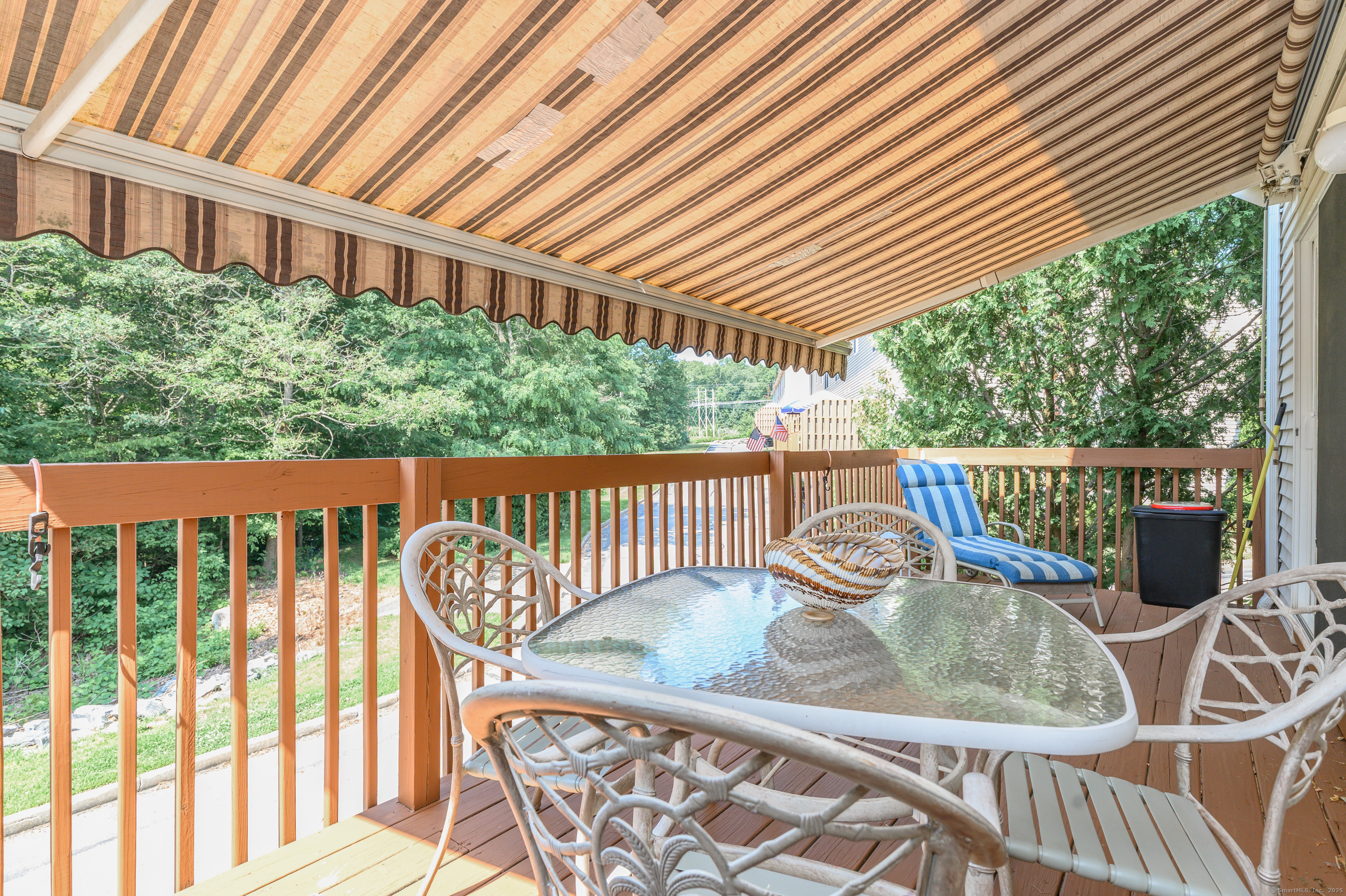 Property Photo: 86 Briar Lane 86 CT 06360