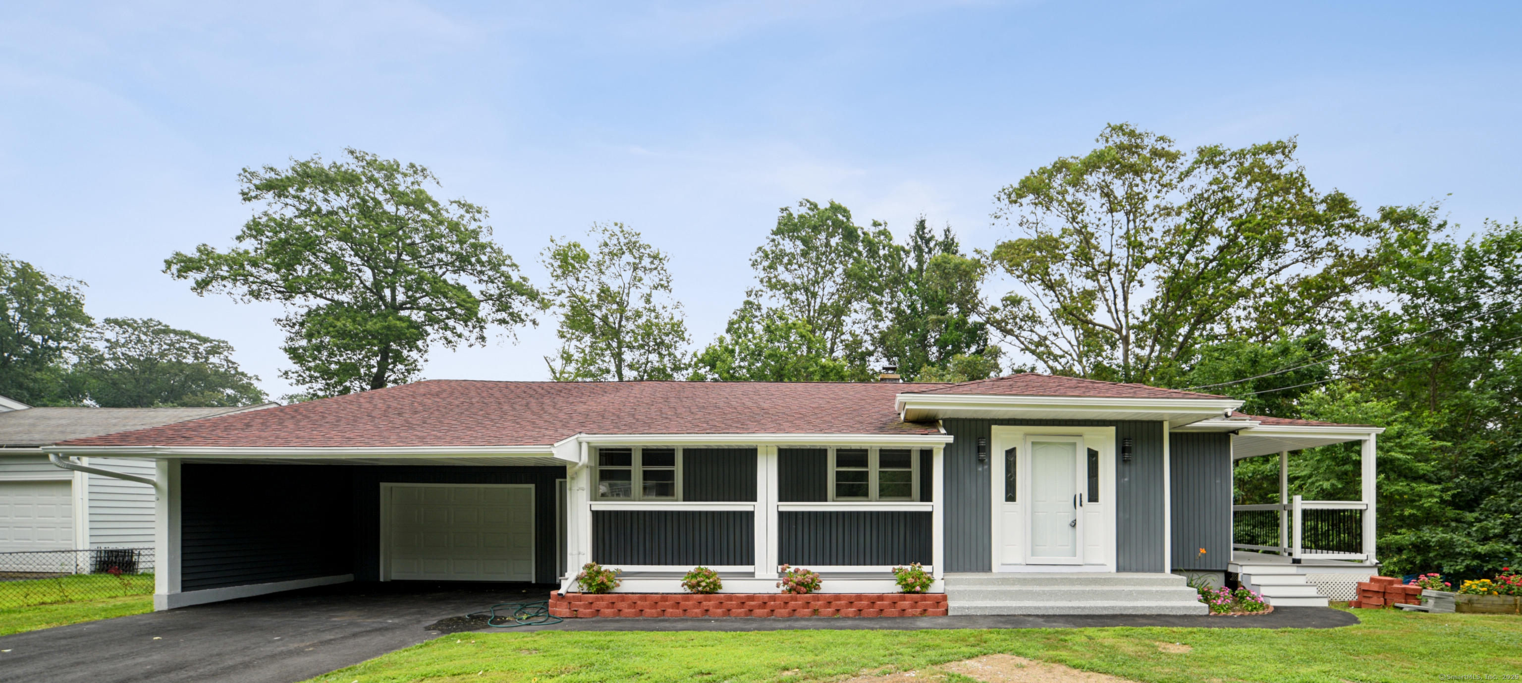 Property Photo: 7 Overvale Road CT 06716