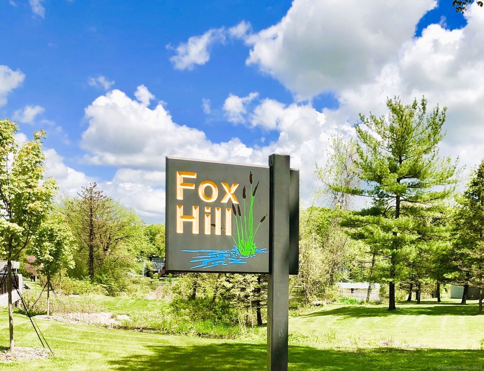 Property Photo:  2 Cypress Lane 2  CT 06877 