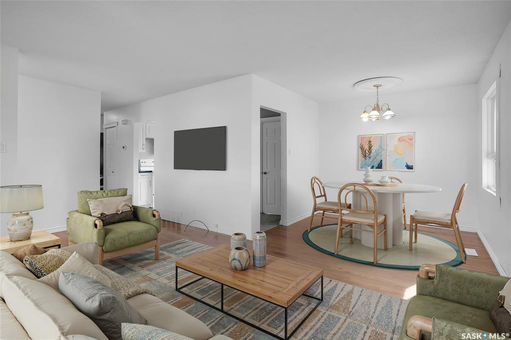 Property Photo: 2 Young Crescent SK S7J 2C4