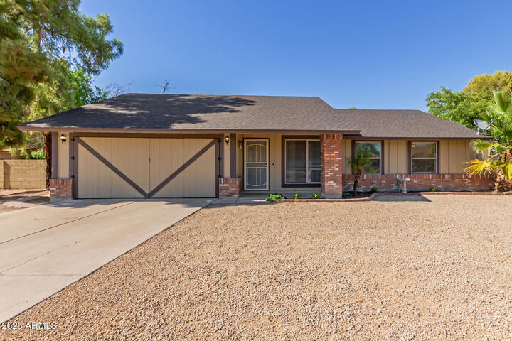 Property Photo:  3910 W Michigan Avenue  AZ 85308 