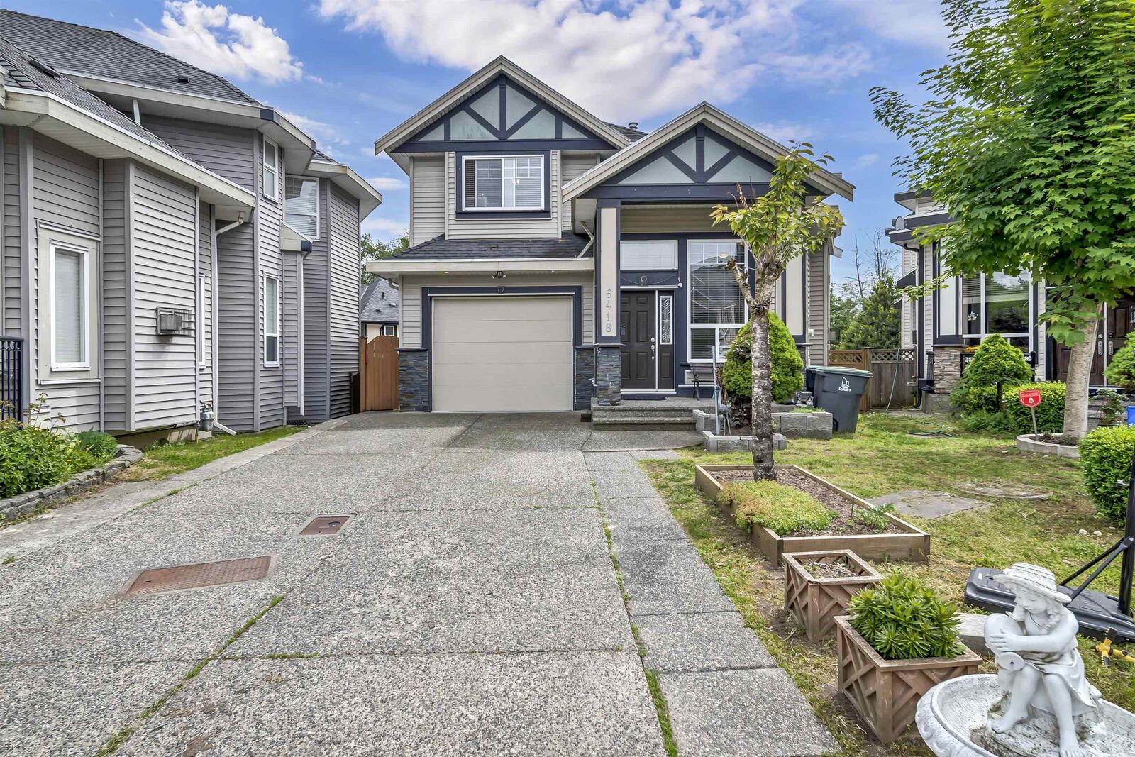 Property Photo: 6418 137 A Street BC V3W 1S6