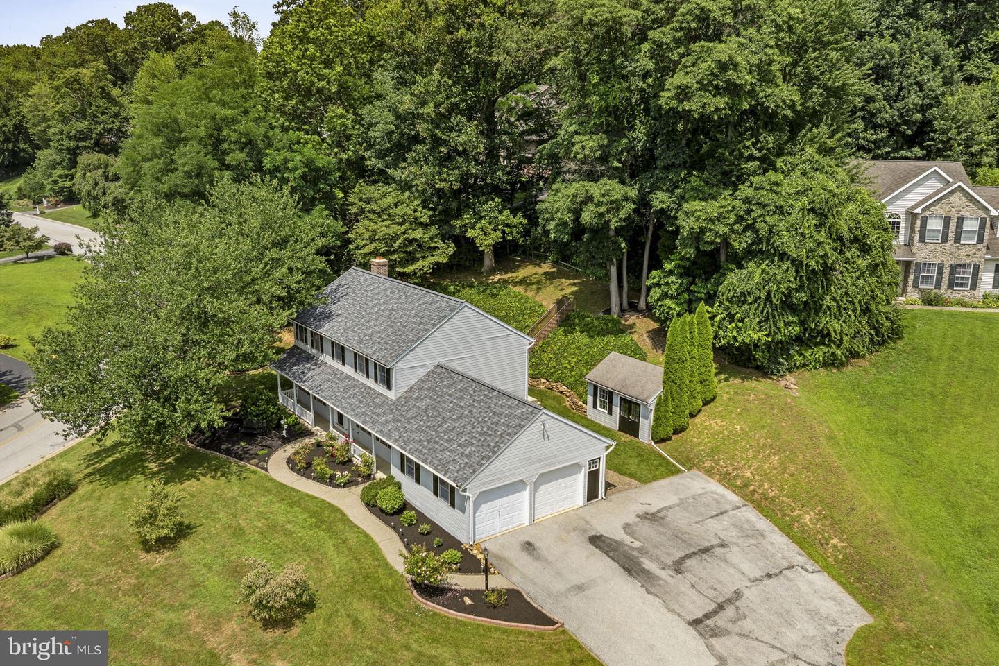 961 Hidden Hollow Drive  Gap PA 17527 photo