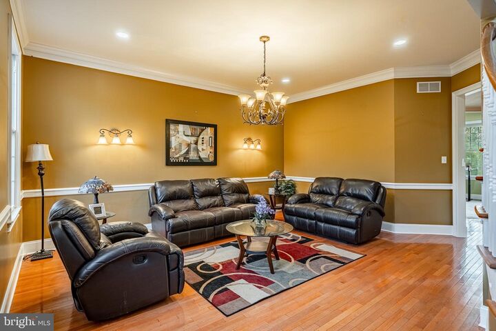 Property Photo: 2151 Ferncroft Lane PA 19425