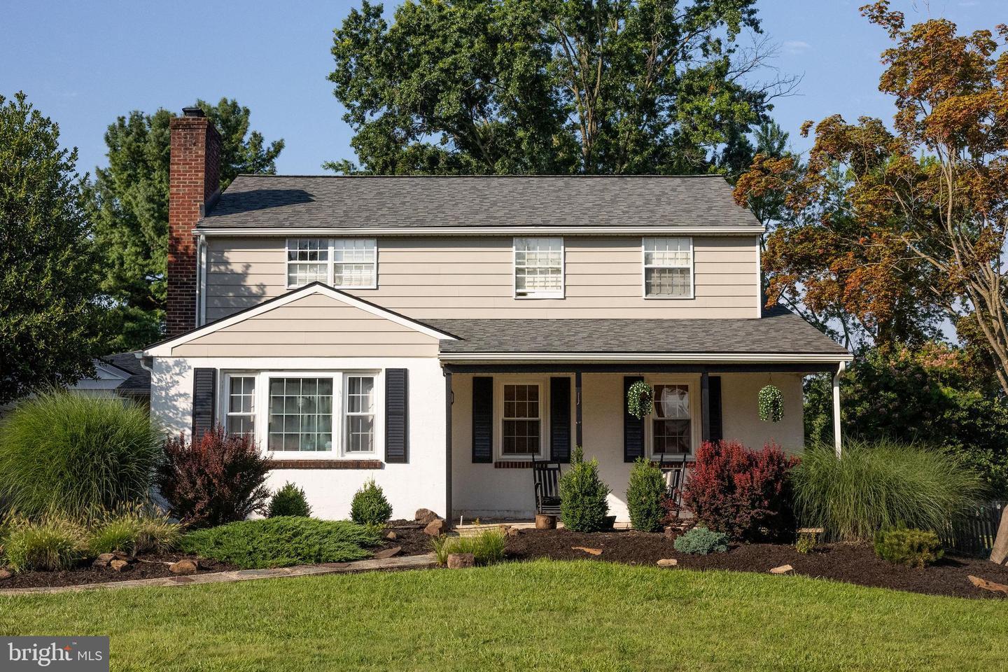 Property Photo: 3216 W Mount Kirk Avenue PA 19403