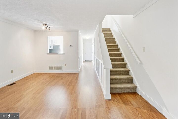 Property Photo:  109 Gateway Drive  DE 19711 