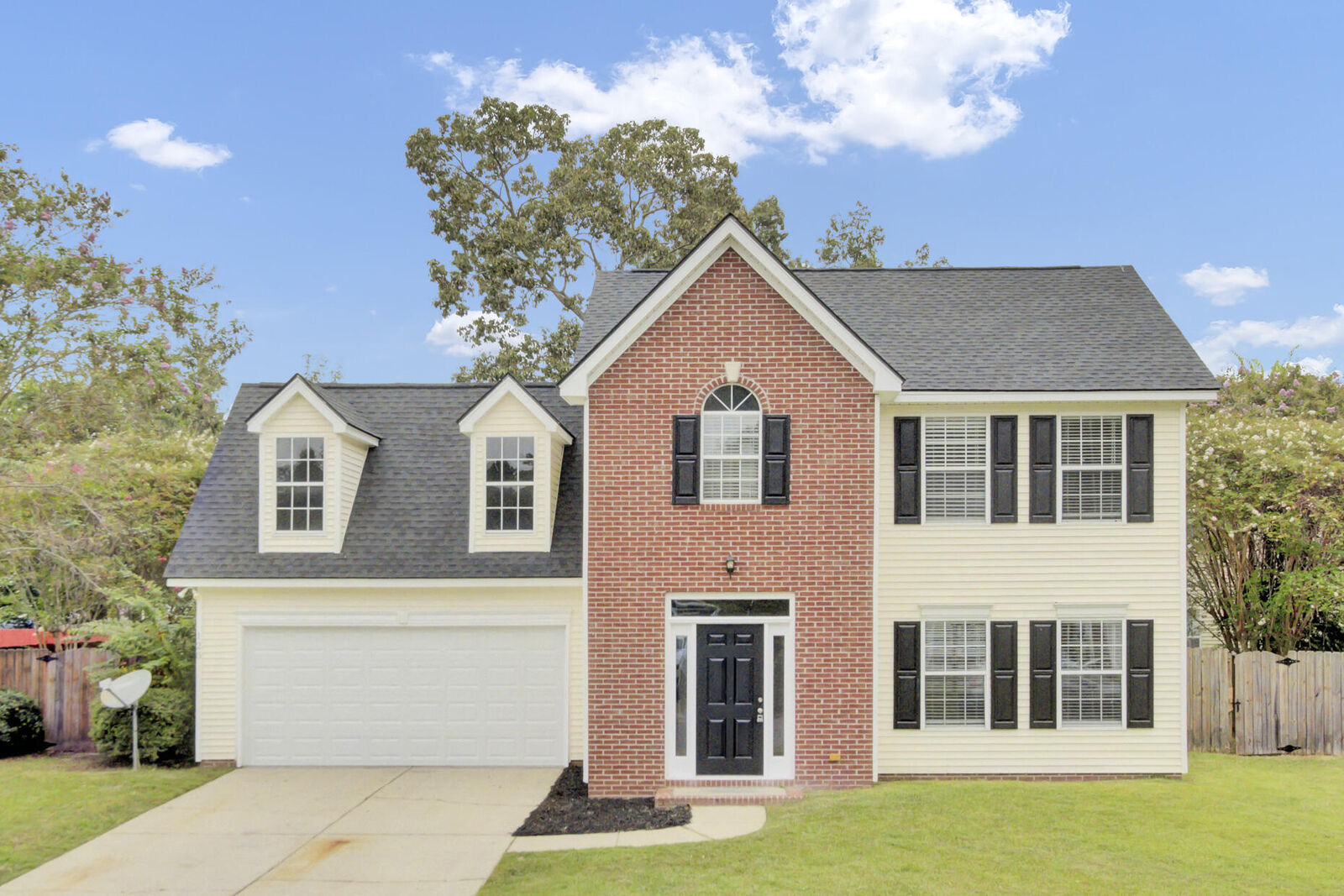 Property Photo: 125 Remington Drive SC 29418