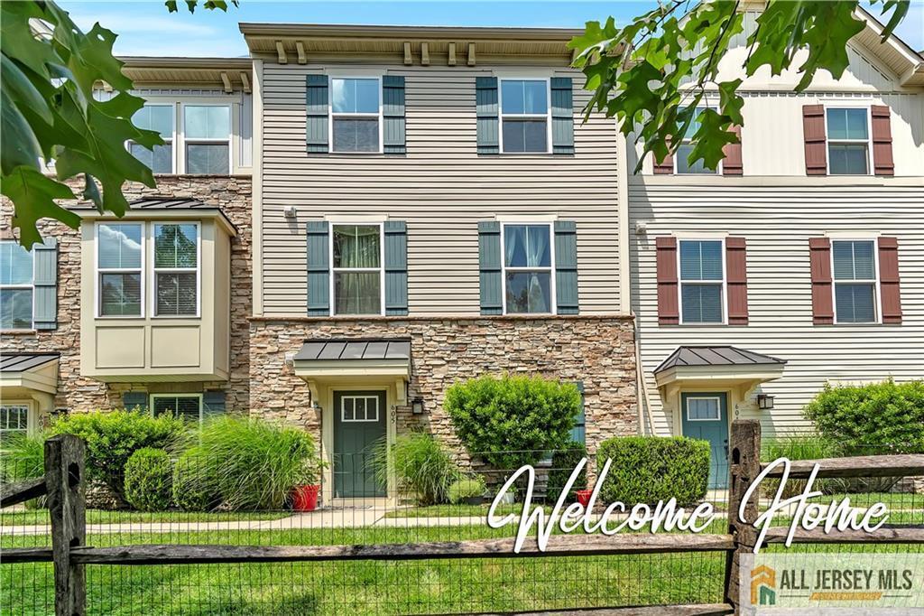 605 Bayside Court 605  South Amboy NJ 08879 photo