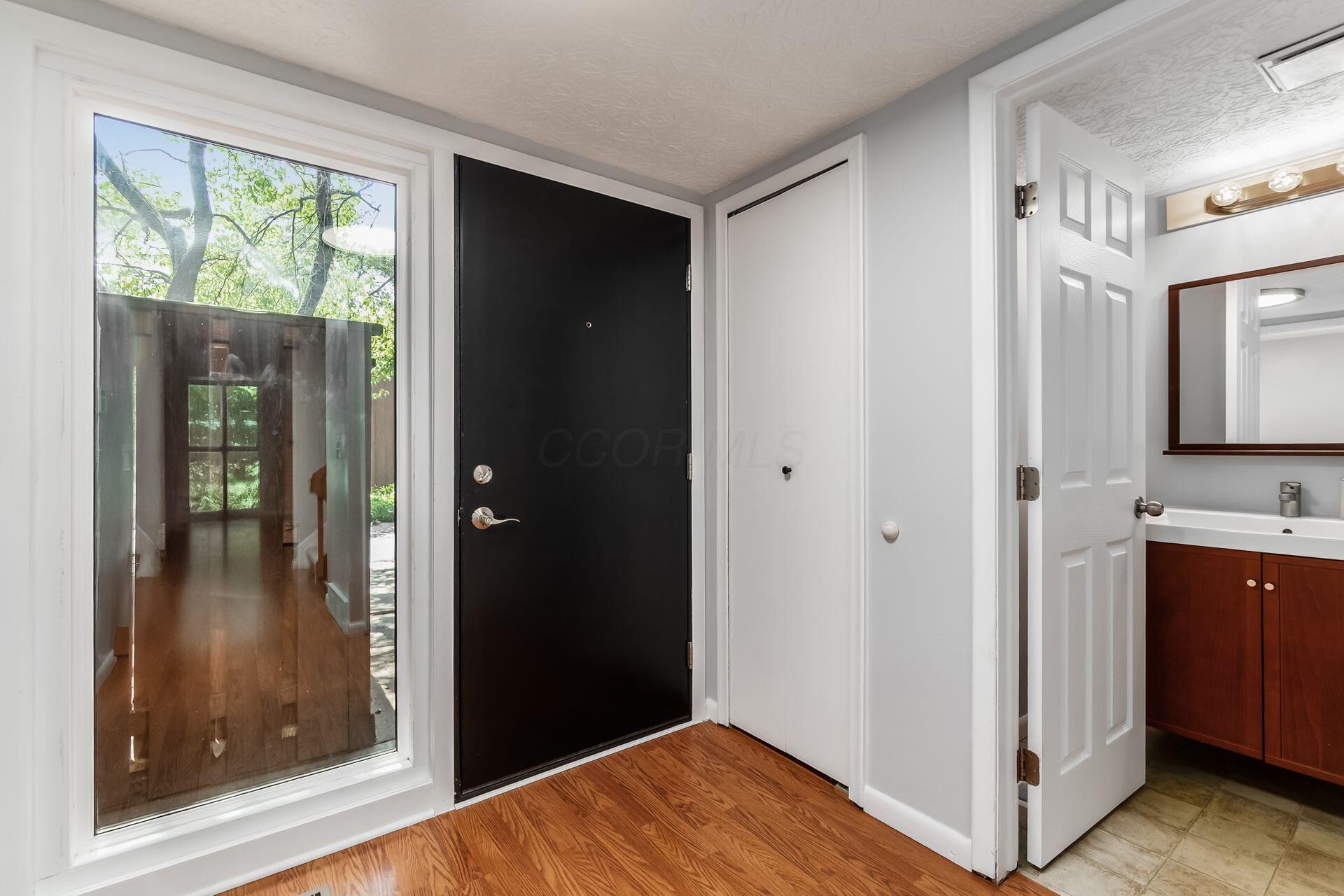 Property Photo:  4786 Crazy Horse Lane  OH 43081 