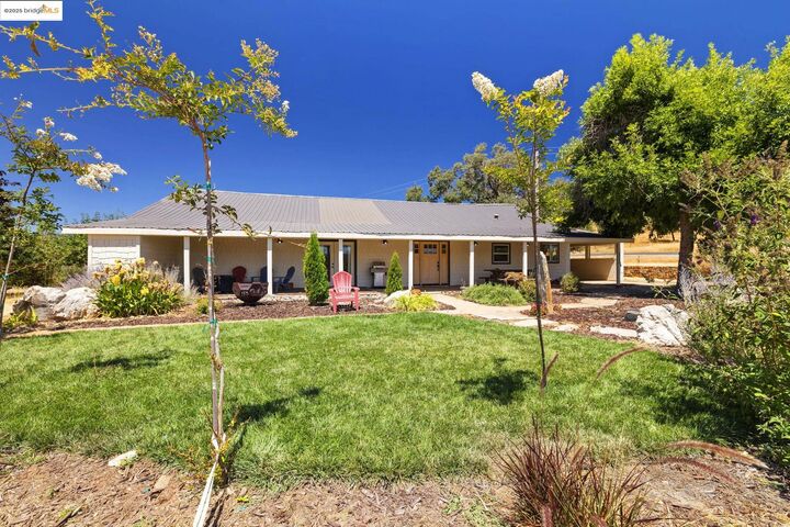 5572 Darby Ln  Murphys CA 95247 photo