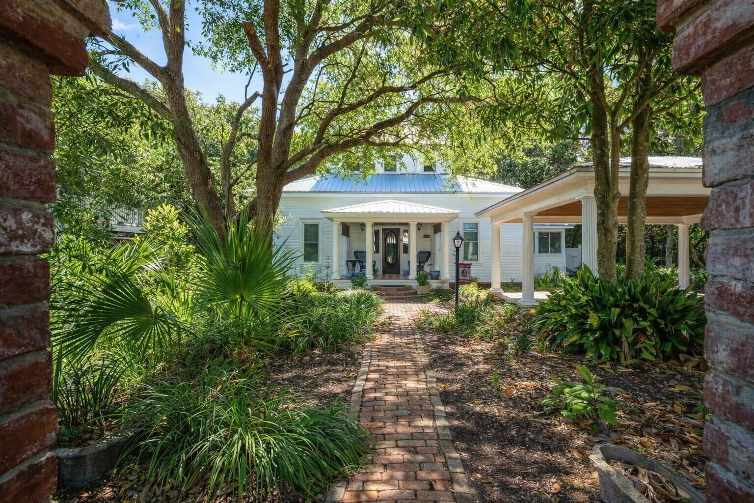 Property Photo:  103 Gulf Point Road  FL 32459 