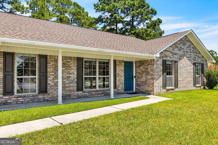 Property Photo:  90 Charleston Court  GA 31320 