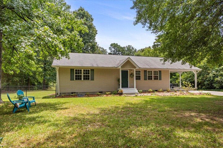 Property Photo:  8 Pine River Road NE  GA 30165 