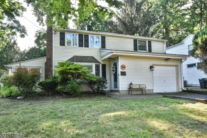 40 Campbell St  Waldwick Boro NJ 07463 photo