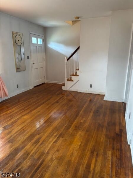 Property Photo:  634 Bartell Pl  NJ 07450 