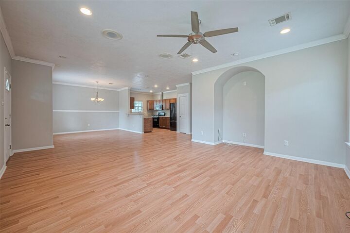 Property Photo:  213 W Murrill Street  TX 77520 