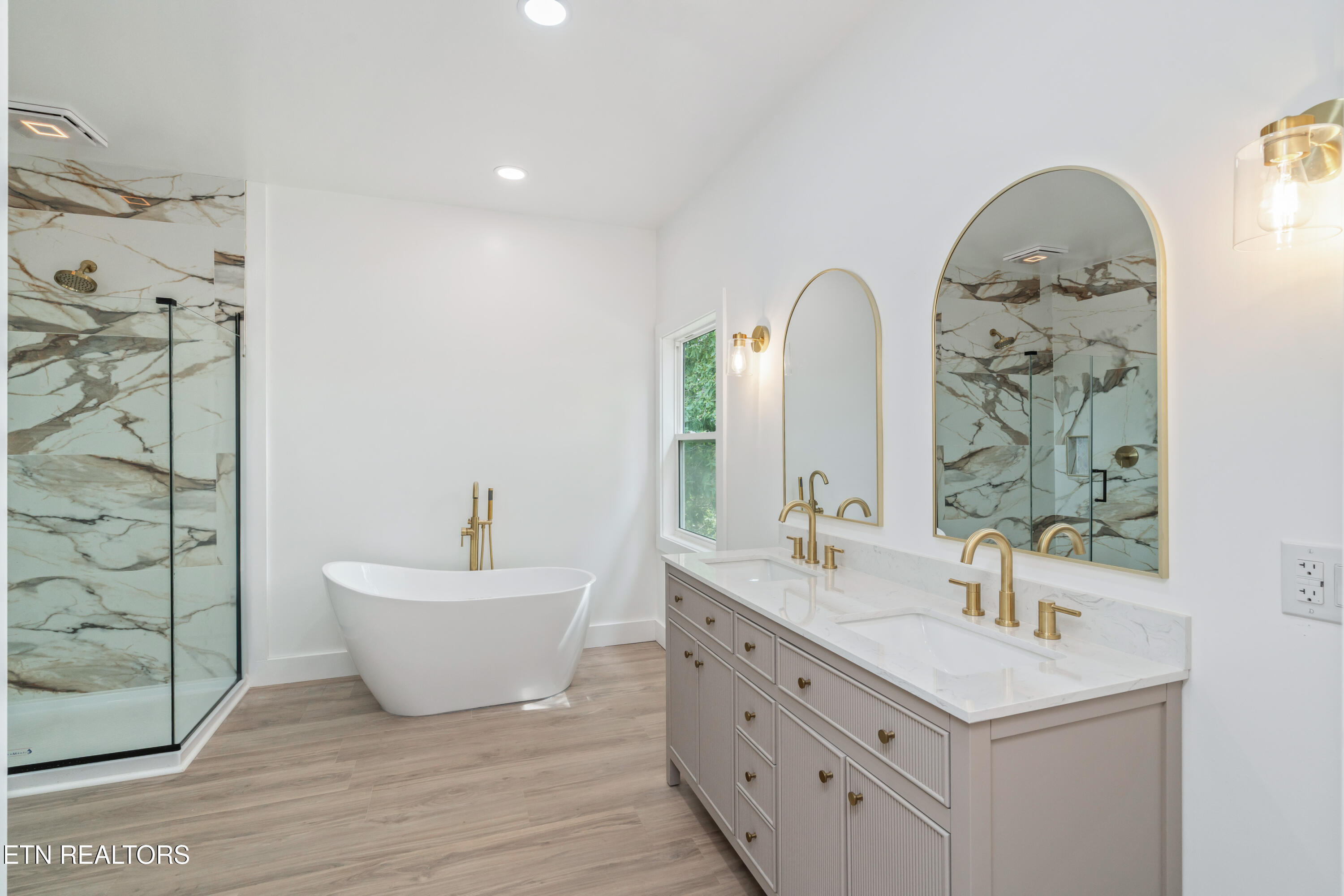 Property Photo: 209 Ponderosa Drive TN 37763