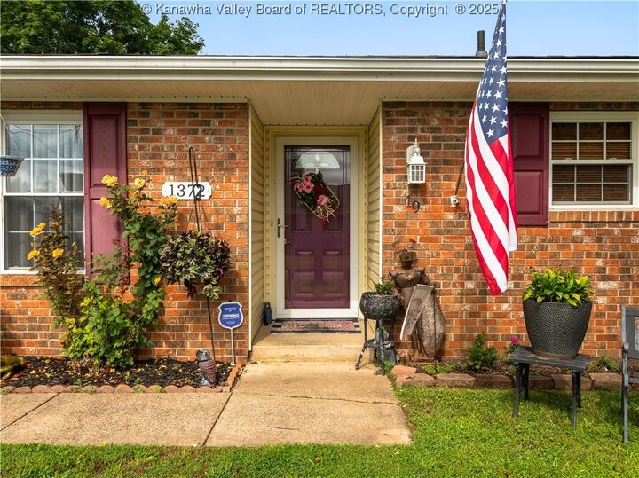 Property Photo:  1372 Riverdale Estates  WV 25213 