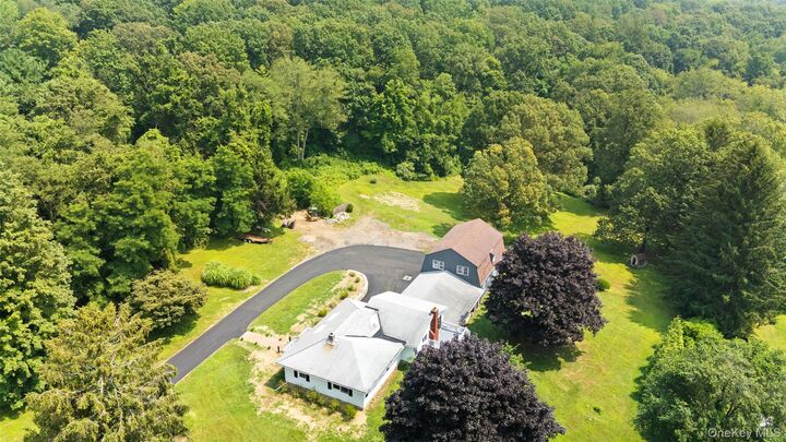 Property Photo:  85 Harmony Hill Road  NY 12564 