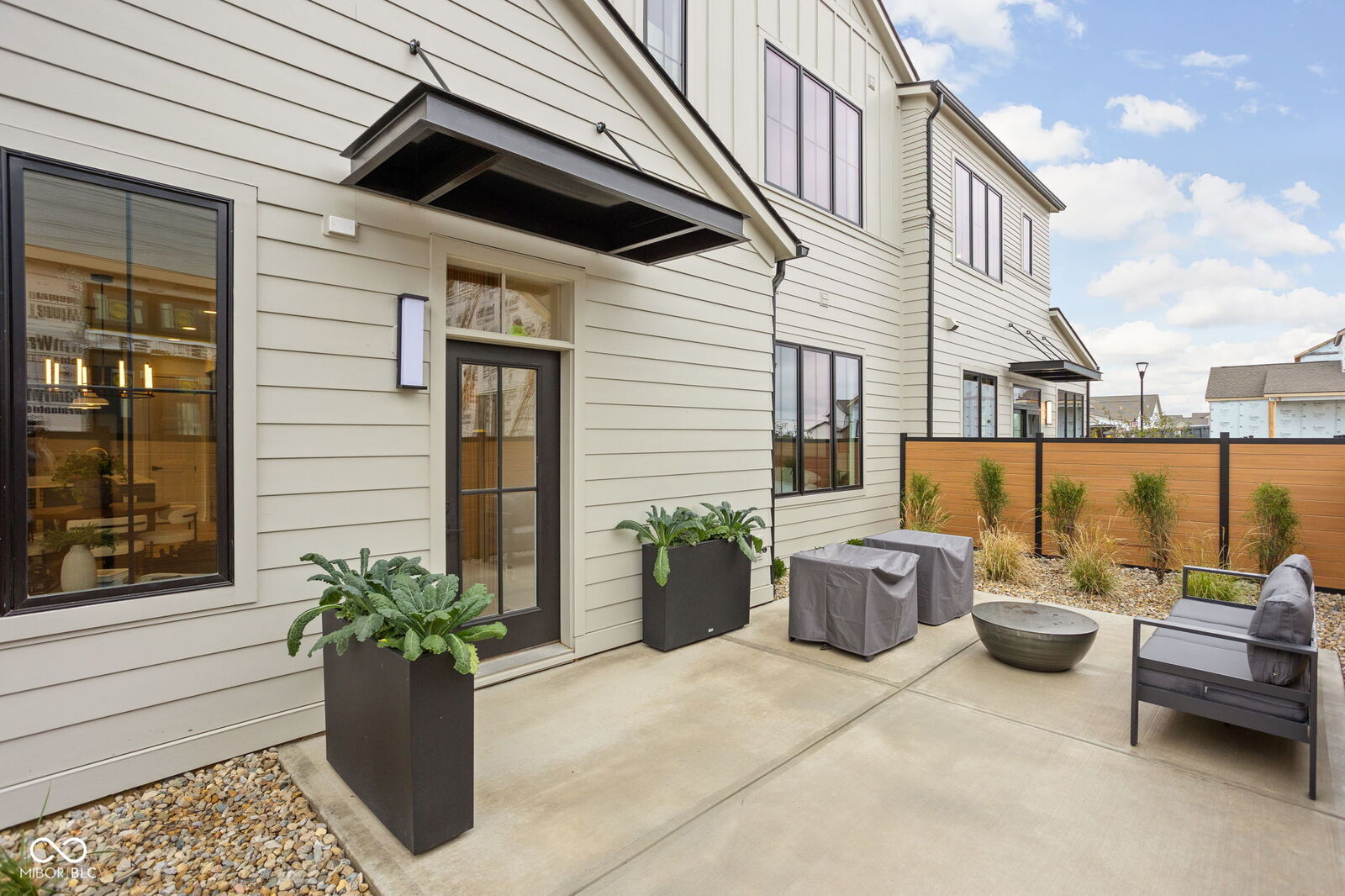 Property Photo: 1677 Ties Way IN 46074