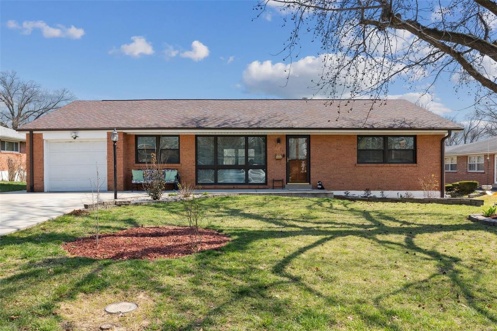Property Photo:  7730 Ravenhill Drive  MO 63123