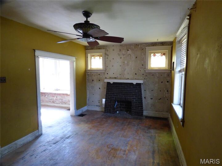 Property Photo: 5086 Arlington Avenue MO 63120