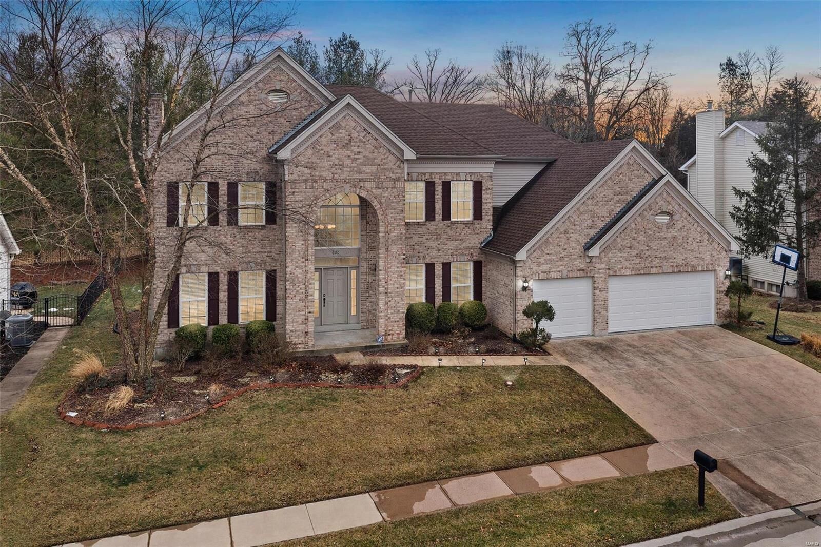 Property Photo: 620 Westonridge Court MO 63021