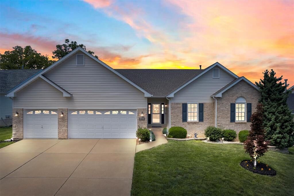 Property Photo:  1833 Autumn Trail  MO 63385 